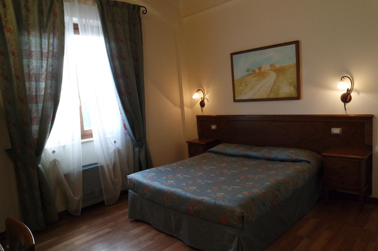Fonte Dei Tufi Frühstückspension Siena