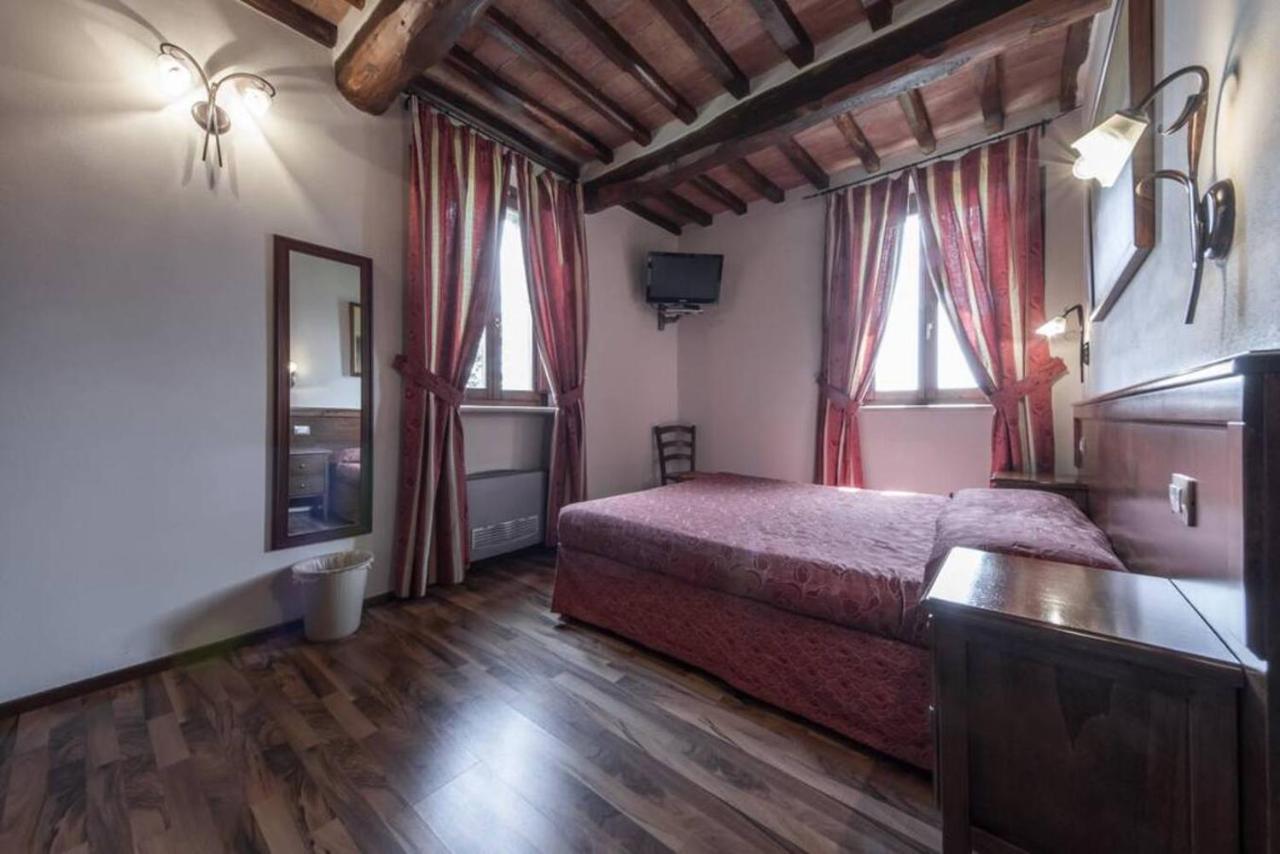 Fonte Dei Tufi 3* Siena