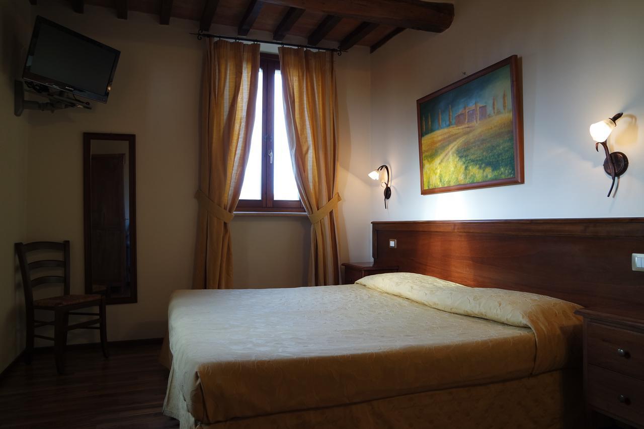 Fonte Dei Tufi Frühstückspension Siena